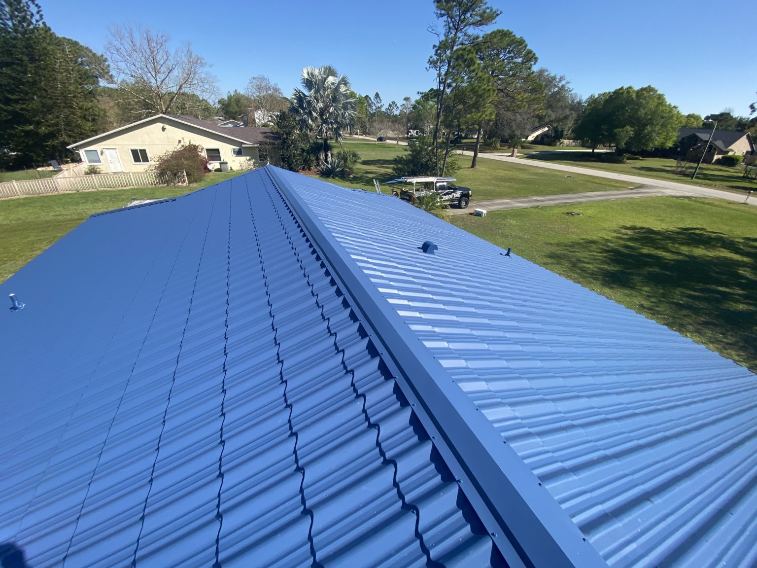 Signs You Need to Seek Out a Metal Roof Replacement Company in Florida ...